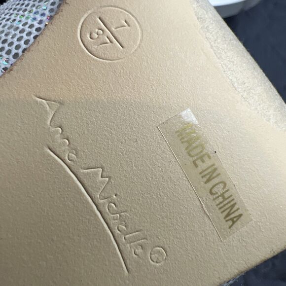 Anne Michelle Condition-63 Pointy-Toe Heel Silver Bling Pump US 7/EU37 Chic Cute - Picture 8 of 9